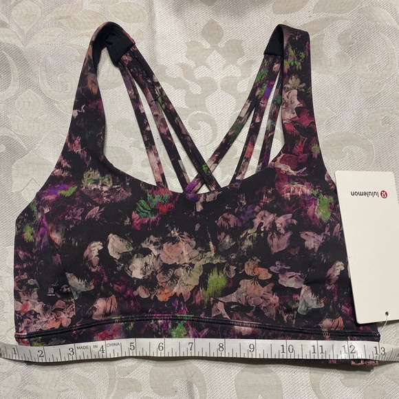 Lululemon Sports Bra - Picture 5 of 5